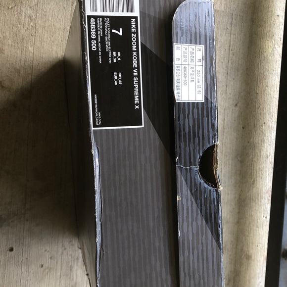 Nike Zoom Kobe 7 Supreme X - Picture 5 of 5